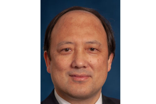 Portrait photo of Prof. Shiyi Chen