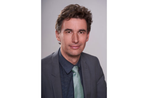 Portrait photo Prof. Christian Hellmich