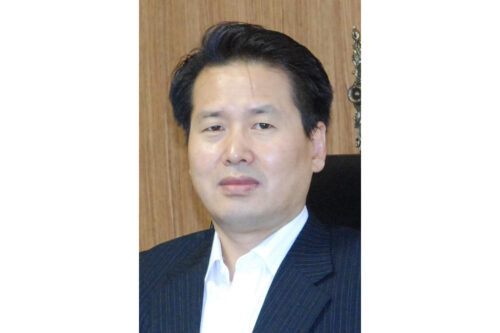 Portrait photo of Prof. Heuy Dong Kim